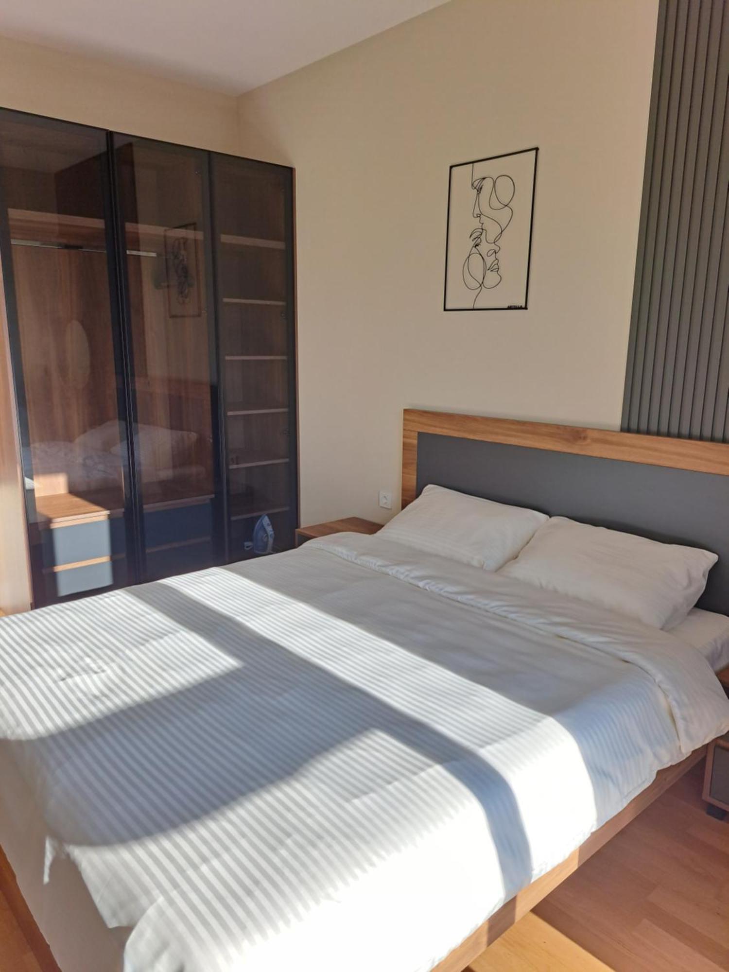 Divine 69 Luxury Apartment, Skopje City - Center, Diamond Residences, Free Parking Ngoại thất bức ảnh